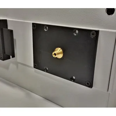 Model FIB1-9055 用于 Sciencetech 单色仪的 SMA 适配器